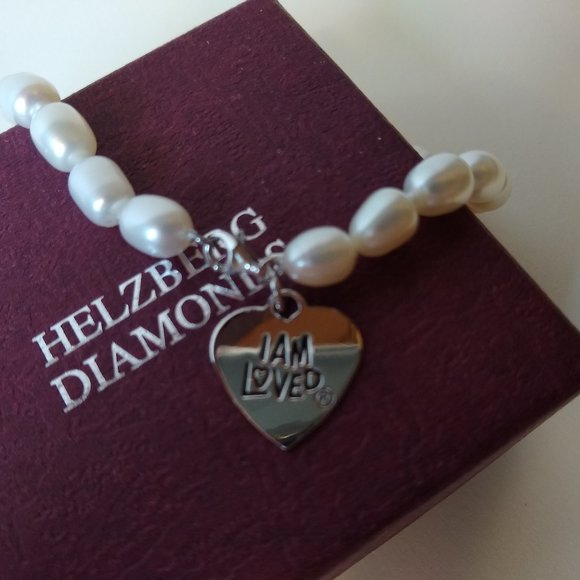 FRESHWATER PEARL STERLING SILVER CHARM BRACELET. NWOT. - Picture 1 of 4